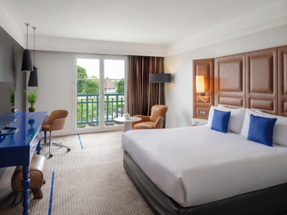 Renaissance Paris Hippodrome De St. Cloud Hotel Rueil-Malmaison Zewnętrze zdjęcie