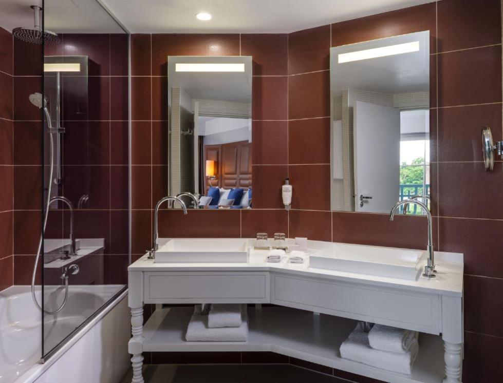 Renaissance Paris Hippodrome De St. Cloud Hotel Rueil-Malmaison Zewnętrze zdjęcie