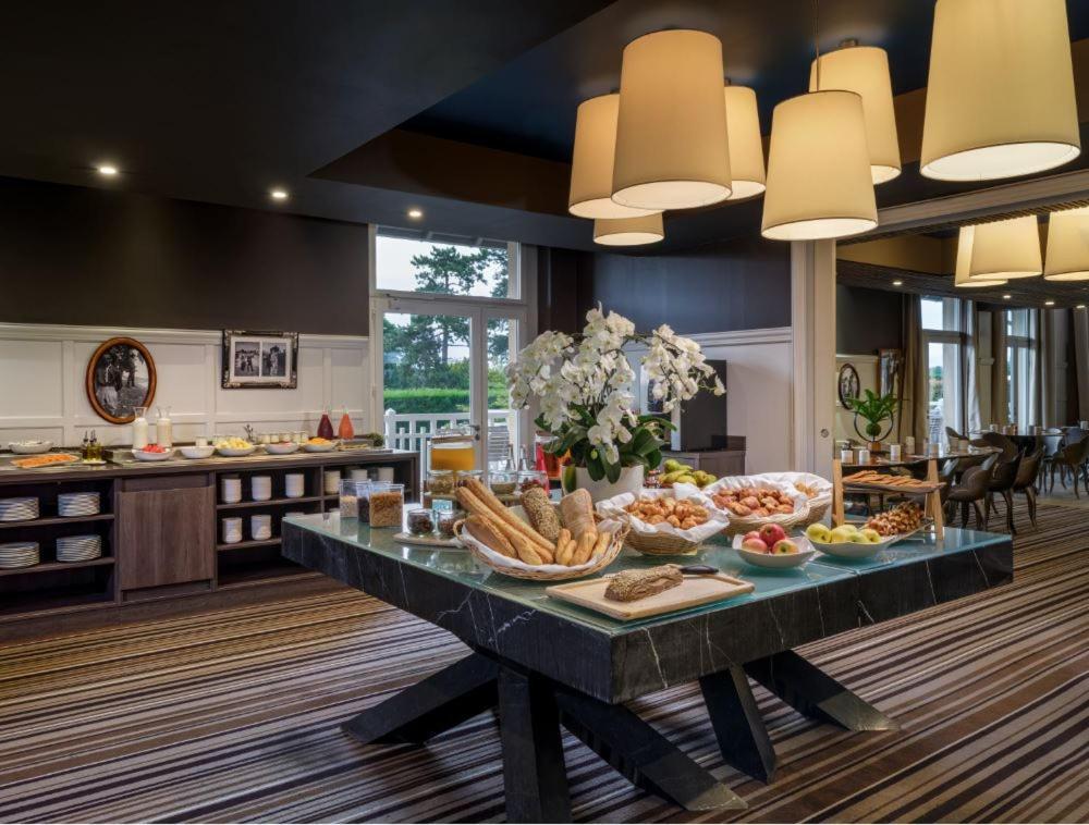 Renaissance Paris Hippodrome De St. Cloud Hotel Rueil-Malmaison Zewnętrze zdjęcie